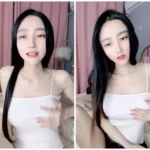 Live Stream: Attractive Young Woman with Leaf Tattoo Shows Off Her Body