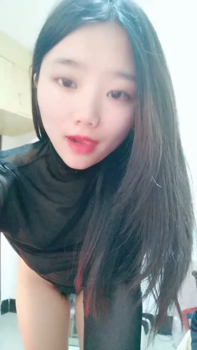 Chinese Onee-san Solo Masturbation — Hairy Vulva with Dildo in Bedroom [AsiLeak]
