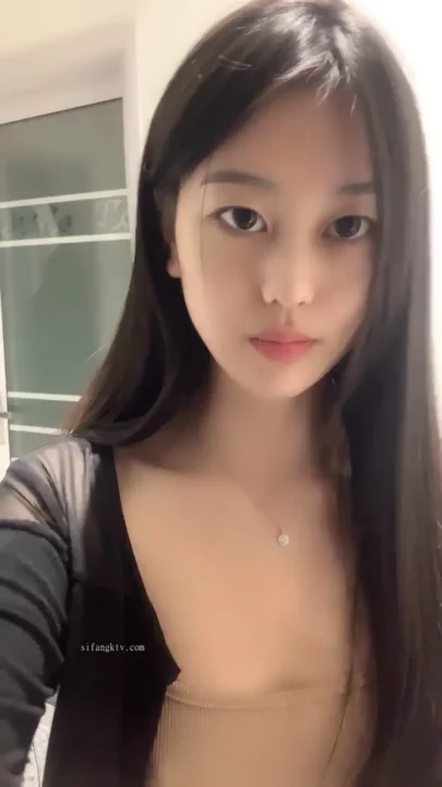 Chinese Livestream Schoolgirl Leaked — Petite Asian in Uniform