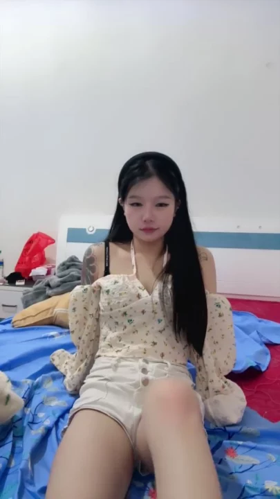 Screenshot 20 from Amateur Asian Creampie POV — Schoolgirl to Nude with Face Shown