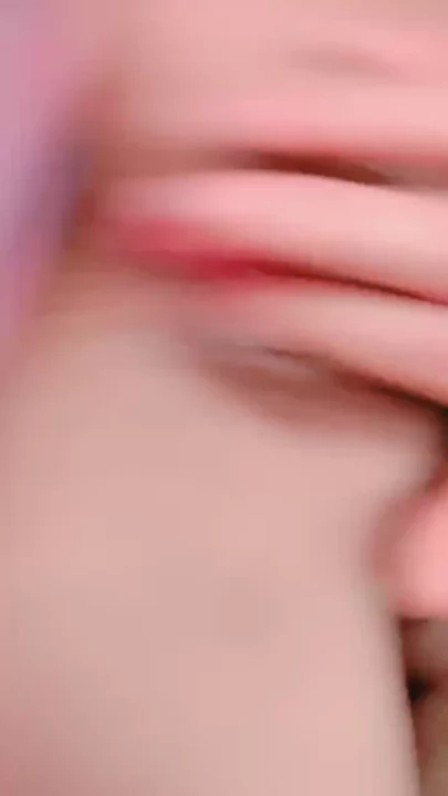 Screenshot 7 from Quay Lén Gái Châu Á Tự Sướng — Mặc Đồ Lót và Dùng Đồ Chơi Điện Tự Địt