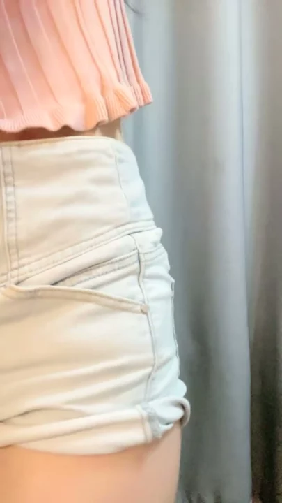 Screenshot 2 from 业余亚洲视角自慰 —— 穿着内衣的小美人玩玩具