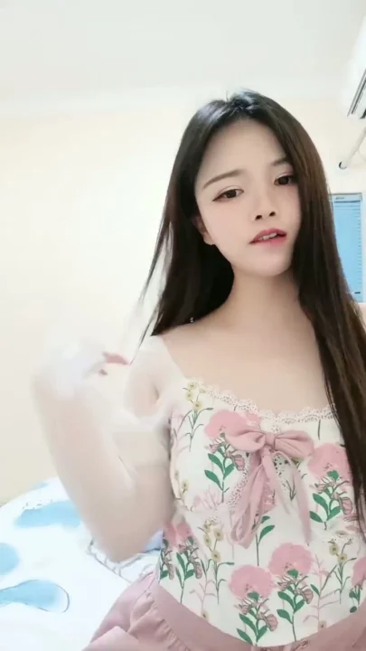 Screenshot 5 from Amateur Asian Solo — Beibei in Floral Lingerie, Face Shown, No Action