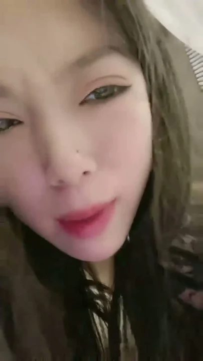 Screenshot 9 from Cewek Asia Amatir Pakai Lingerie POV — Cantik Mungil Ngentot Sendiri di Kasur
