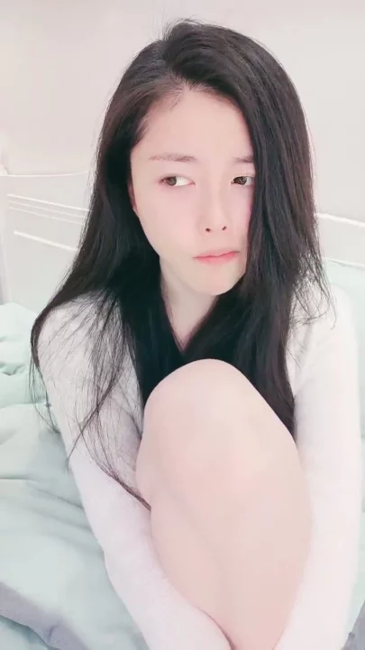 Screenshot 6 from 아마추어 아시아녀 솔로 자위 — 레이스 속옷 입고 셀카 누드