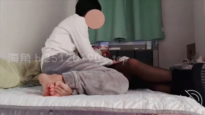 Screenshot 1 from 아마추어 아시아 여성의 눈가리개 딜도 셀프 플레이