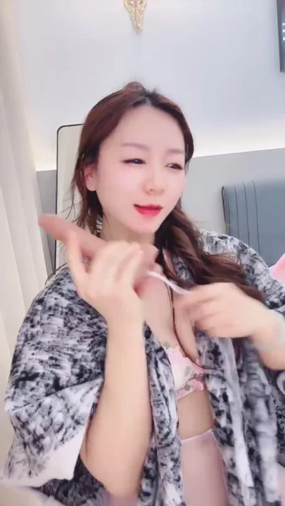 Screenshot 11 from Amateur Asian Solo — Xueer’s Lingerie Masturbation and Face Reveal