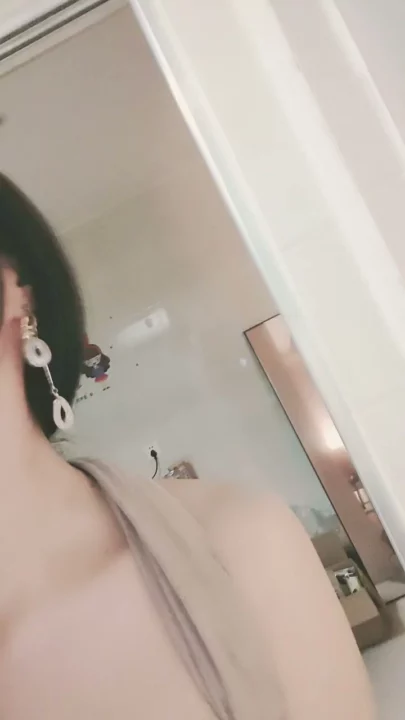 Screenshot 2 from Amateur Japanese POV — Chain Harness Fetish and Uncensored Intimacy