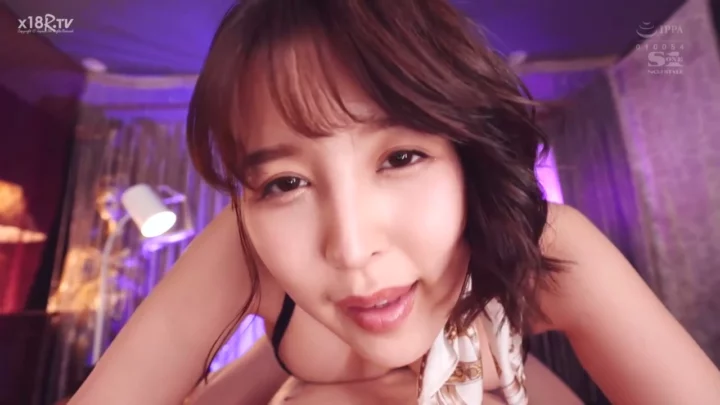 Screenshot 4 aus Amateur Japanerin zeigt Gesicht — Von Dessous bis nackt mit Creampie POV