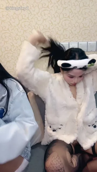 Screenshot 33 from Amateur Japanese POV Masturbation — Dildo Play and Face-Shown Solo [FC2-PPV-2740000]