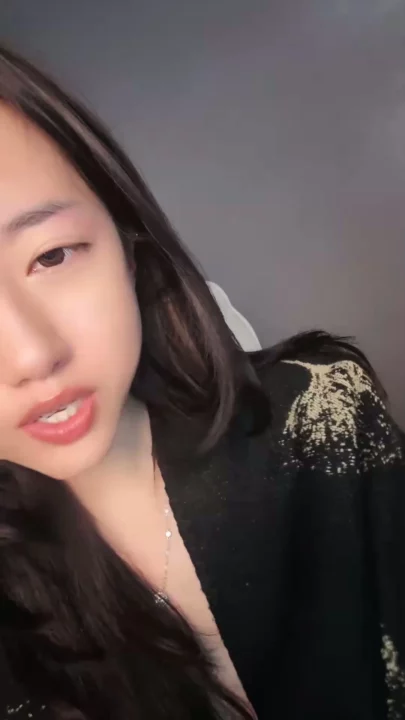 Screenshot 5 from 日本素人第一视角自慰 — 穿着内衣和使用跳蛋,露脸表演
