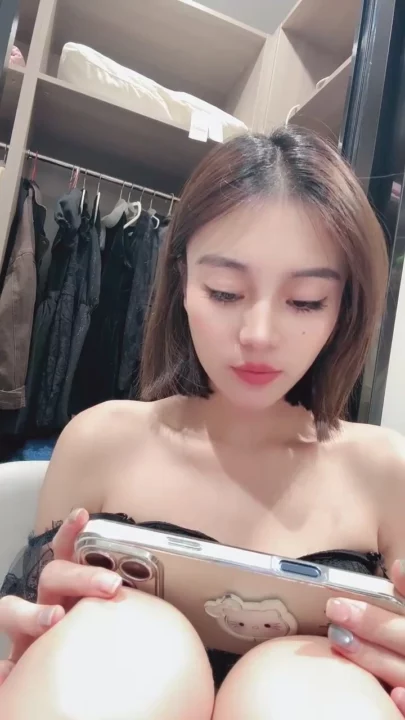 Screenshot 6 from Amateur Japanese POV Masturbation — Petite Beauty in Black Lace and Bunny Ears