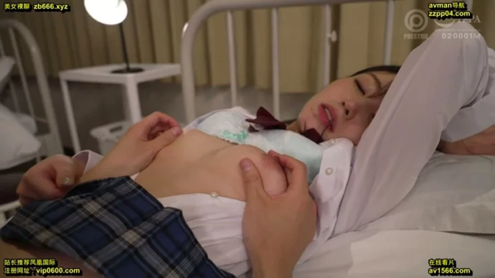 Screenshot 8 from Amateur Japanese Schoolgirl POV — Lingerie and Creampie in Hotel Room