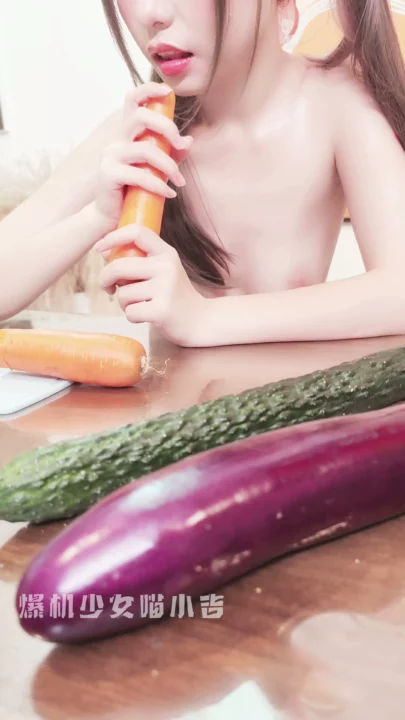 Screenshot 11 from Amateur Japanese Solo Masturbation — Petite Beauty in Lingerie and Stockings