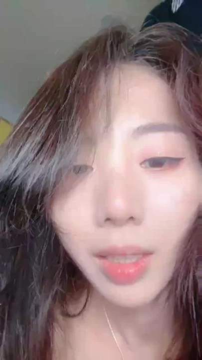 Screenshot 2 from Amateur POV Creampie — Slim Asian Beauty Rides Hard in Hotel Room
