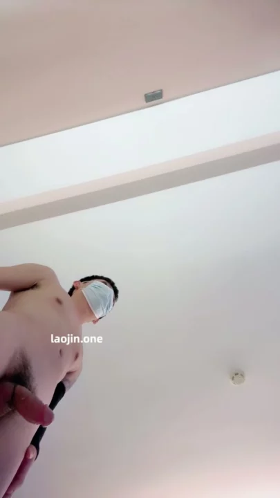 Screenshot 14 aus Amateur POV Creampie — Zhou Xiaolin wird im Hotel hart gefickt [Laojin.One]