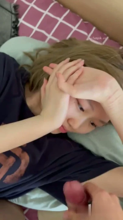Screenshot 11 from Địt mặt và đá lồn POV nghiệp dư — Em châu Á nhỏ nhắn khoe mặt trong đồ lót gợi cảm