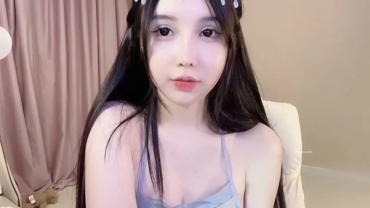 Screenshot 5 from Amateur Solo Lingerie Showcase — Yaoyao in Sheer Blue Tease