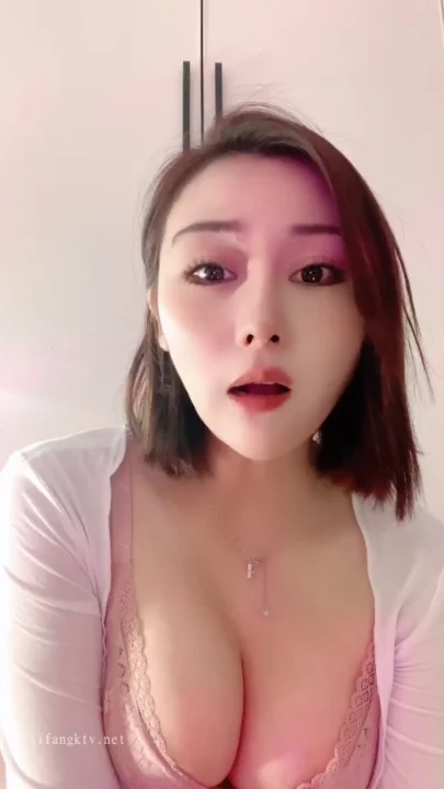 Screenshot 31 from Anan Chinese Livestream Amateur — Face-Shown Lingerie POV in Bedroom