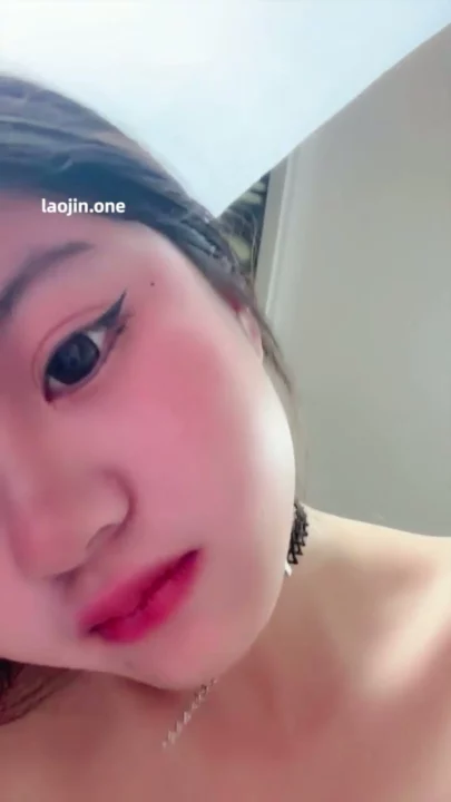 Screenshot 6 aus Asiatin bekommt Creampie — Amateur POV im Schlafzimmer [FC2-PPV-979410]