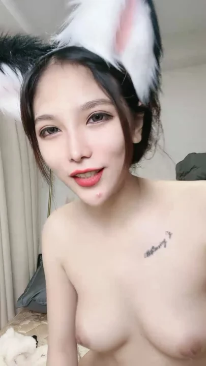 Screenshot 6 from Asian Face Shown Amateur POV — Cat-Ear Headband and Black Bracelet [Abczp.Xyz]