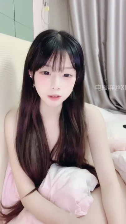 Screenshot 25 from Asian Face-Shown Amateur POV — Vivi Masturbates with Dildo on Pink Gaming Chair