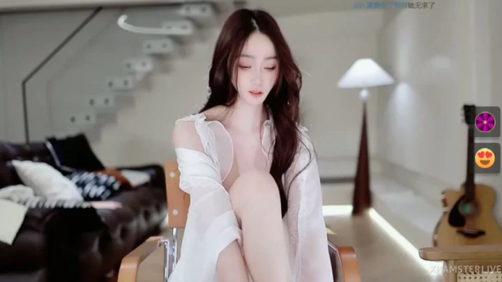 Screenshot 21 from Asian Livestream Leaked — Petite Beauty Reveals All on Cam