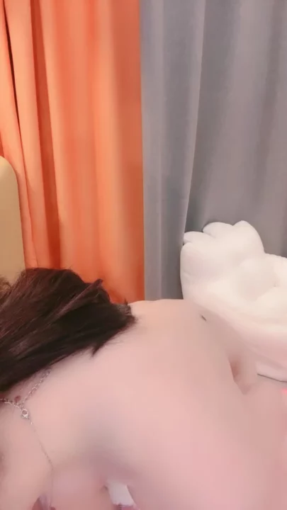 Screenshot 15 from Livestream Asia Solo — Cantik Mungil Mainin Memek Pakai Lingerie dan Stoking Panjang