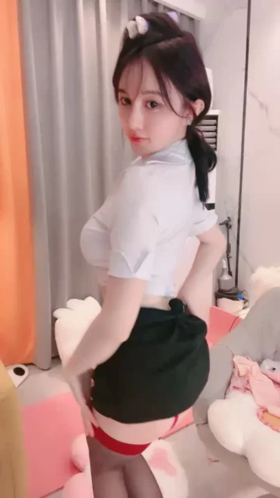 Screenshot 5 from Livestream Asia Solo — Cantik Mungil Mainin Memek Pakai Lingerie dan Stoking Panjang
