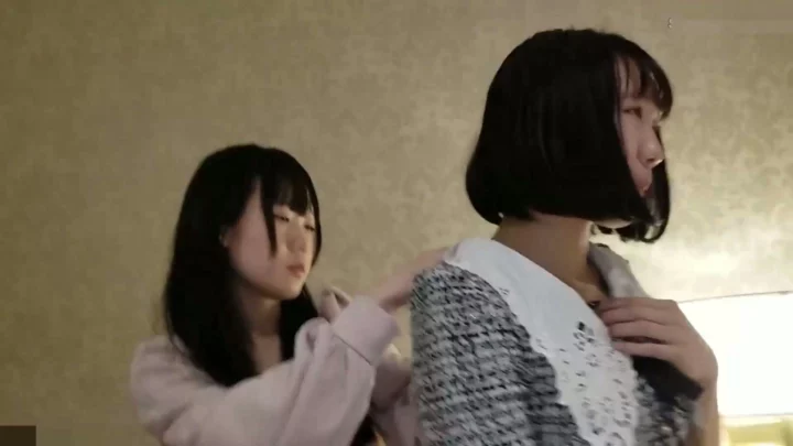 Screenshot 5 from Bộ Ba Châu Á Nghiệp Dư — Đôi Mặt Lộ Diện và Creampie với Lồn Cạo Lông