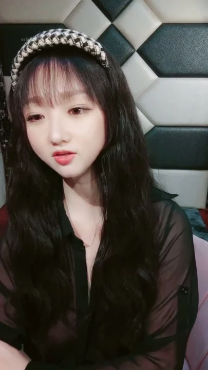 Screenshot 11 from Jiajia Si Cantik dari China — Memek Montoknya Dibuka Bareng-bareng