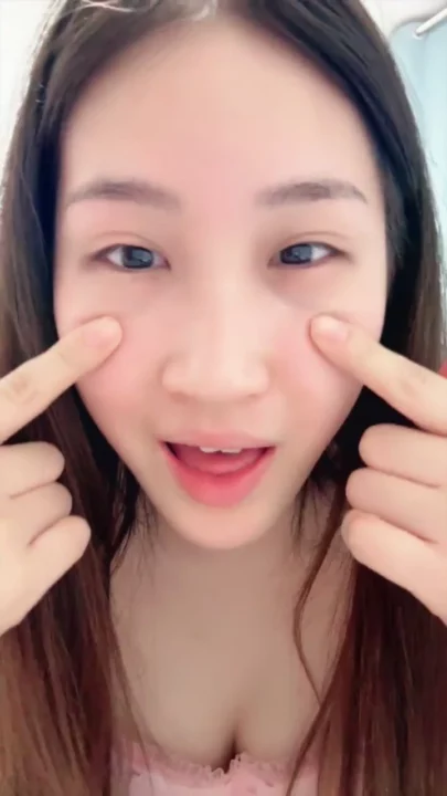 Chinesische Amateur Creampie POV — Hotel Hookup mit blindfoldeter Schlampe [Abczp]