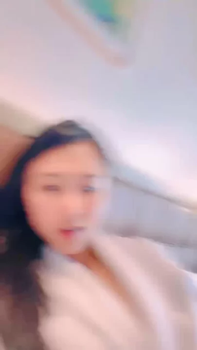 Screenshot 8 from Chinese Amateur Duo with Off-Frame Partner — Uncensored Hotel Room Tease
