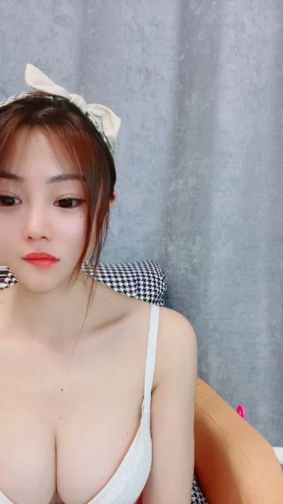 Screenshot 23 from Chinese Amateur Face Shown — Livestreamer Breaks Down Under Money Power [FC2-PPV]