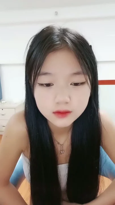Screenshot 11 from Chinese Amateur Livestream — Petite Face-Shown Selfie with Small Tits [FC2-PPV]