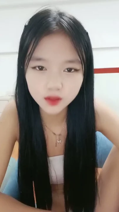 Screenshot 18 from Chinese Amateur Livestream — Petite Face-Shown Selfie with Small Tits [FC2-PPV]