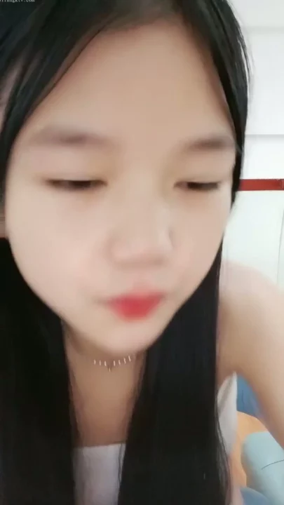 Screenshot 6 from Chinese Amateur Livestream — Petite Face-Shown Selfie with Small Tits [FC2-PPV]