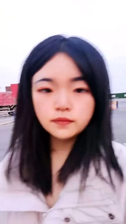 Screenshot 2 from Chinese Amateur Outdoor Solo Masturbation — Face Shown in Public