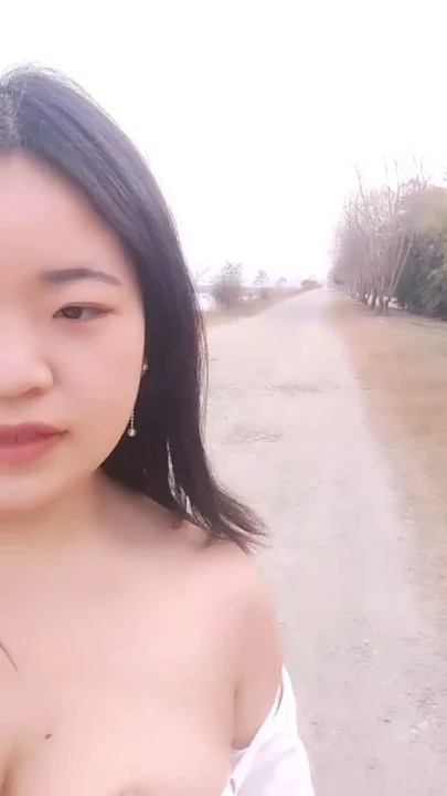 Screenshot 18 from Chinese Amateur Outdoor Solo Masturbation — Face Shown in Public