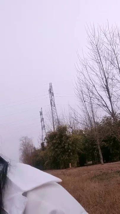 Screenshot 23 from Chinese Amateur Outdoor Solo Masturbation — Face Shown in Public