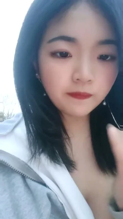 Screenshot 40 from Chinese Amateur Outdoor Solo Masturbation — Face Shown in Public