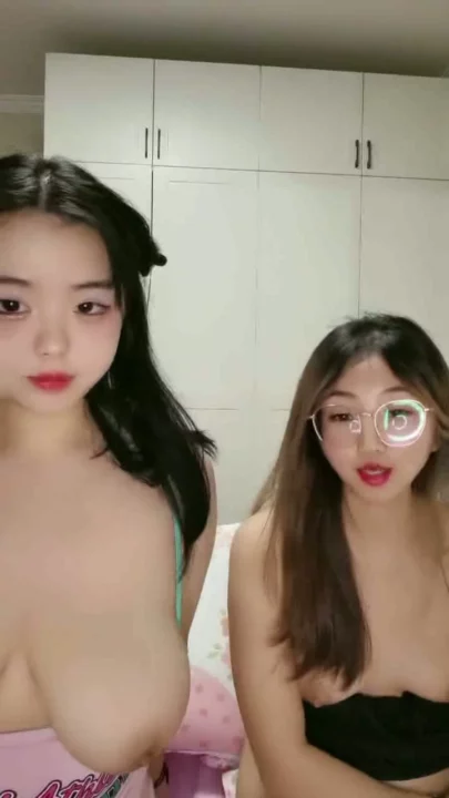 Screenshot 4 aus Chinesisches Amateur-POV — Üppige Schönheit bekommt Sperma ins Gesicht mit Dildo in Dessous