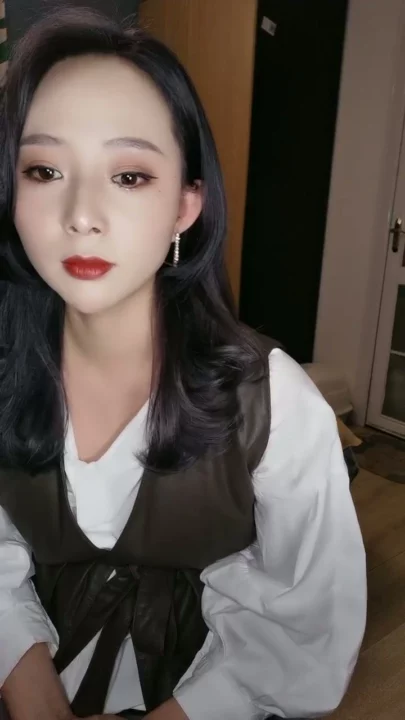 Screenshot 7 from 中国业余 POV — 大胸姐姐穿内衣口交和奶交