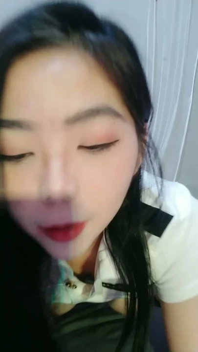 Screenshot 3 from Aficionada China en POV con Crema Dentro — Belleza de Busto Grande en Uniforme Militar