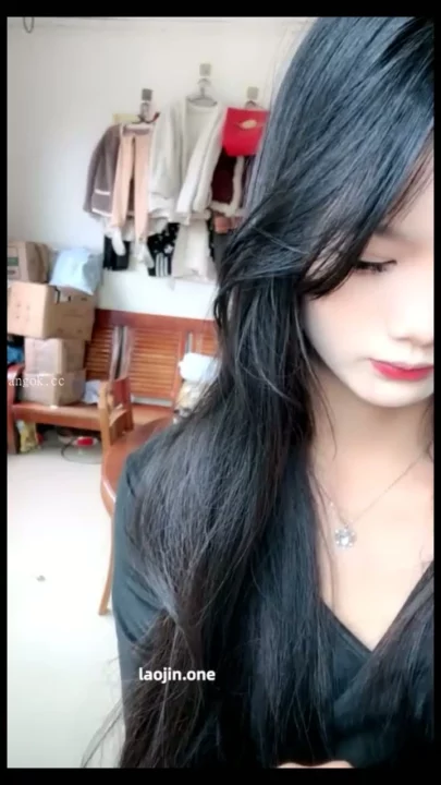 Screenshot 16 from Amateur chinoise en POV avec crème dans sa chatte — Rencontre en rural avec visage montré