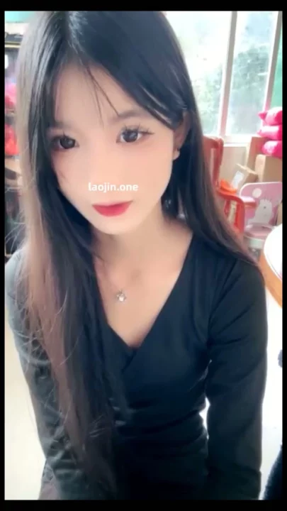 Screenshot 6 from Amateur chinoise en POV avec crème dans sa chatte — Rencontre en rural avec visage montré