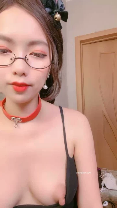 Screenshot 20 from Chinese Amateur POV Creampie — Petite Beauty in Lingerie and Stockings