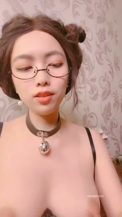 Screenshot 3 from Chinese Amateur POV Creampie — Petite Beauty in Lingerie and Stockings