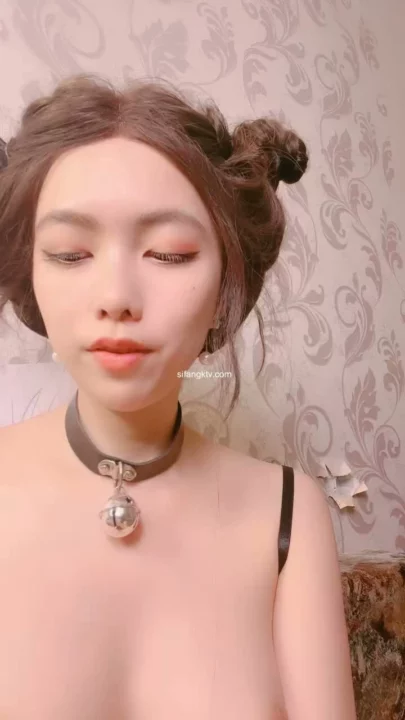 Screenshot 5 from Chinese Amateur POV Creampie — Petite Beauty in Lingerie and Stockings