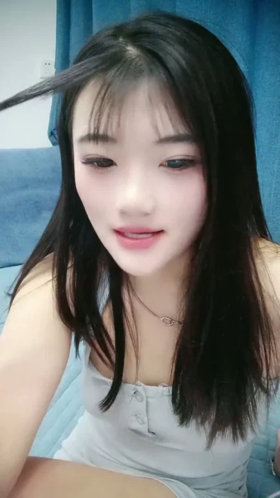 Screenshot 6 from Chinese Amateur POV — Feifei Takes Hard Creampie and Blowjob on Couch